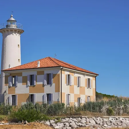Comfy Seafront Apartment-beahost * Bibione
