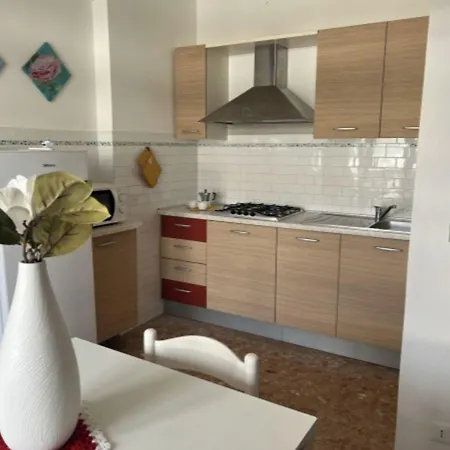 Apartamento Comfy Seafront Apartment-beahost *